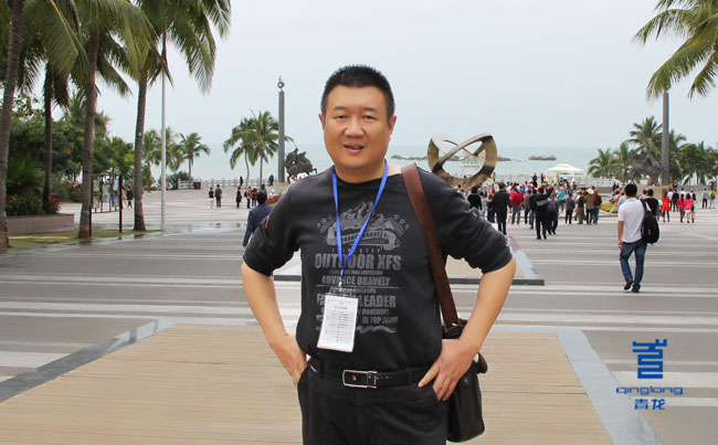 青龍防水區(qū)域經(jīng)理徐毅先生 防水材料