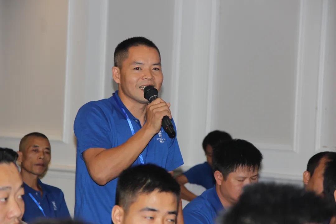 賴總4.jpg 賴總4.jpg