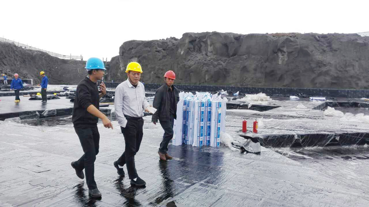 宋總視察1.jpg 宋總視察1.jpg