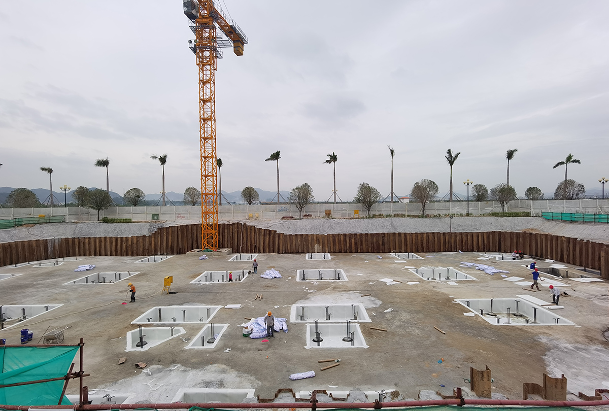 工地大場(chǎng)2.jpg 工地大場(chǎng)2.jpg